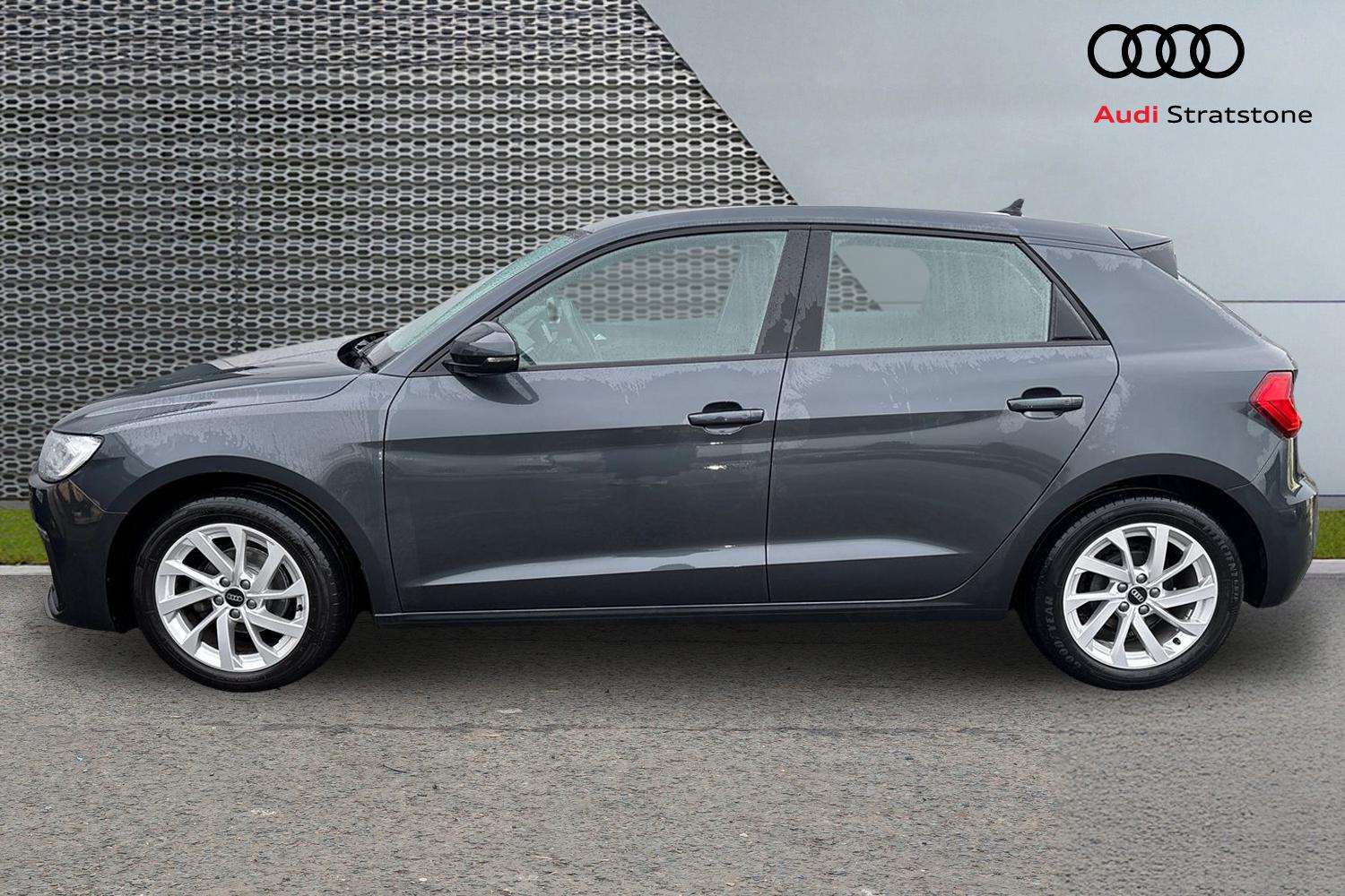Used Audi A1 2023 for sale - 77810920: Photo 8