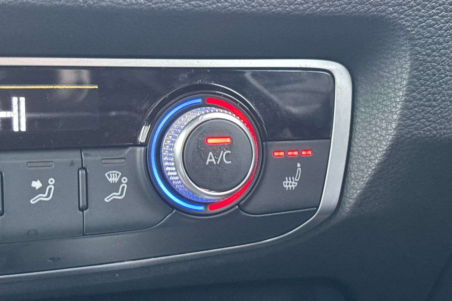 Used Audi Q3 2019 for sale - 77294153: Photo 28