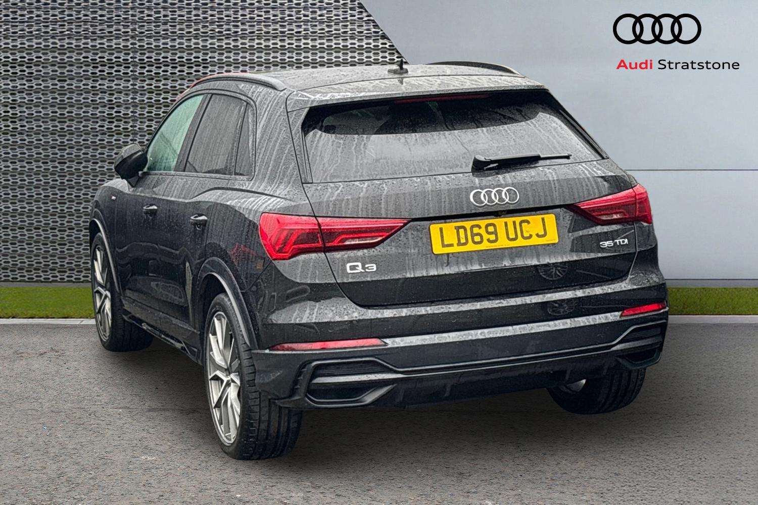 Used Audi Q3 2019 for sale - 77294153: Photo 3