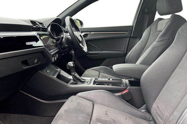 Used Audi Q3 2022 for sale - 76100620: Photo 21
