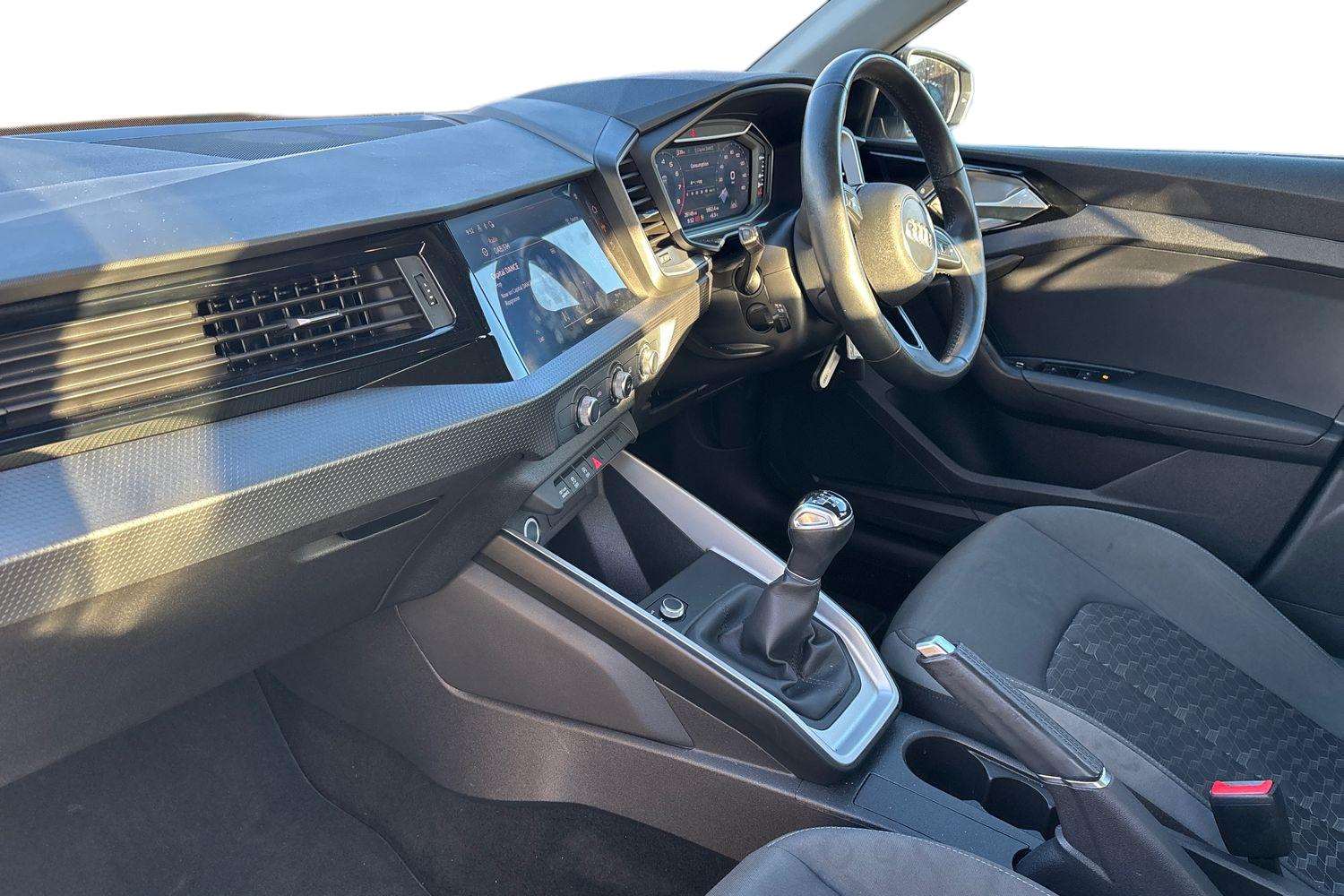 Used Audi A1 2023 for sale - 76705193: Photo 2