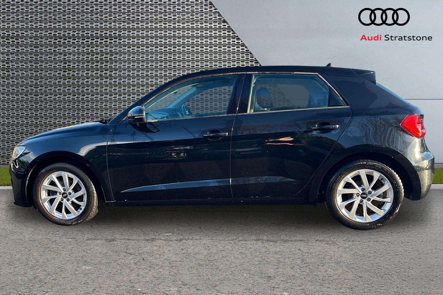 Used Audi A1 2023 for sale - 76705193: Photo 8