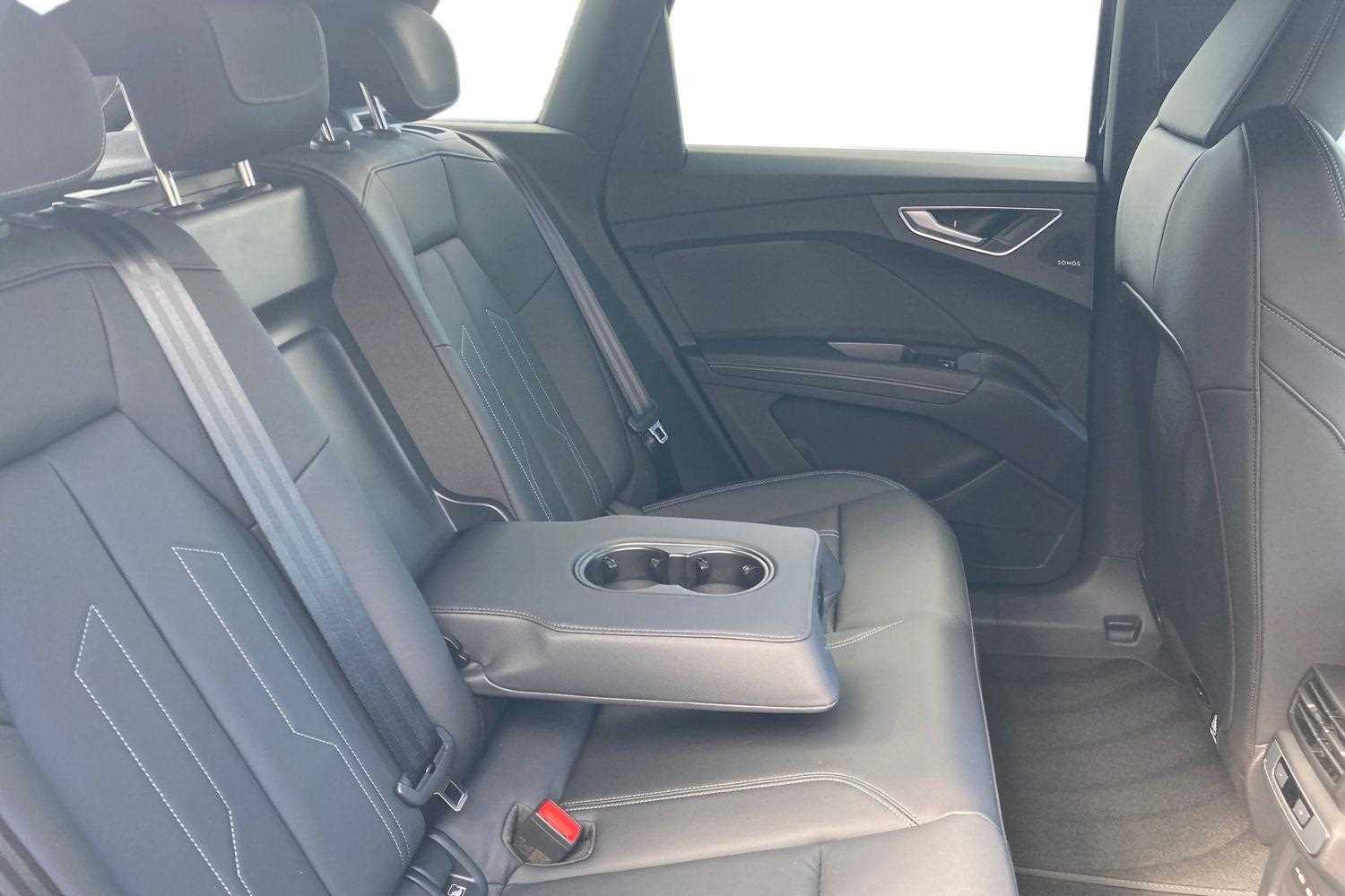 Used Audi Q4 e-tron 2025 for sale - 76063234: Photo 10
