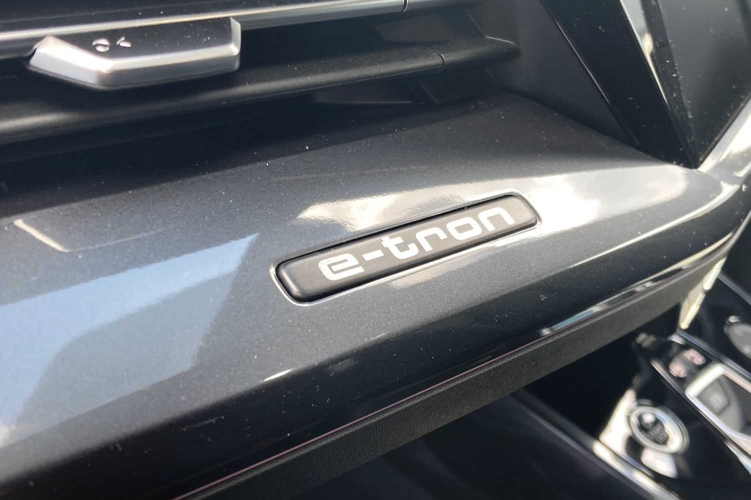 Used Audi Q4 e-tron 2025 for sale - 76063234: Photo 35