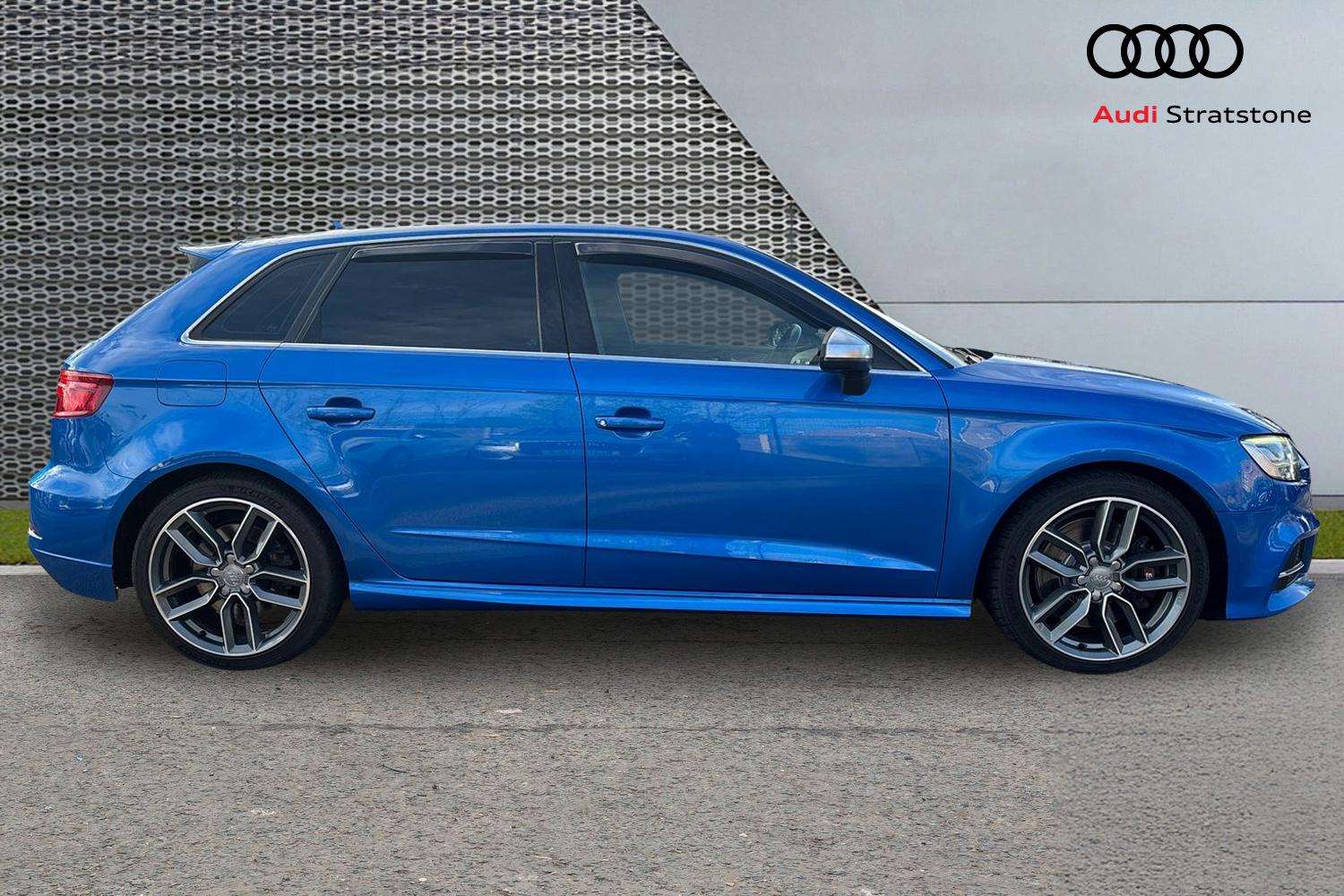Used Audi A3 2018 for sale - 76624585: Photo 4