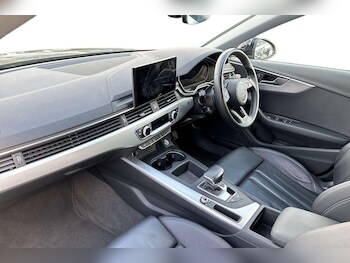 Used Audi A4 2022 for sale - 77635011: Photo