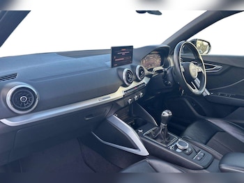 Used Audi Q2 2021 for sale - 77206499: Photo