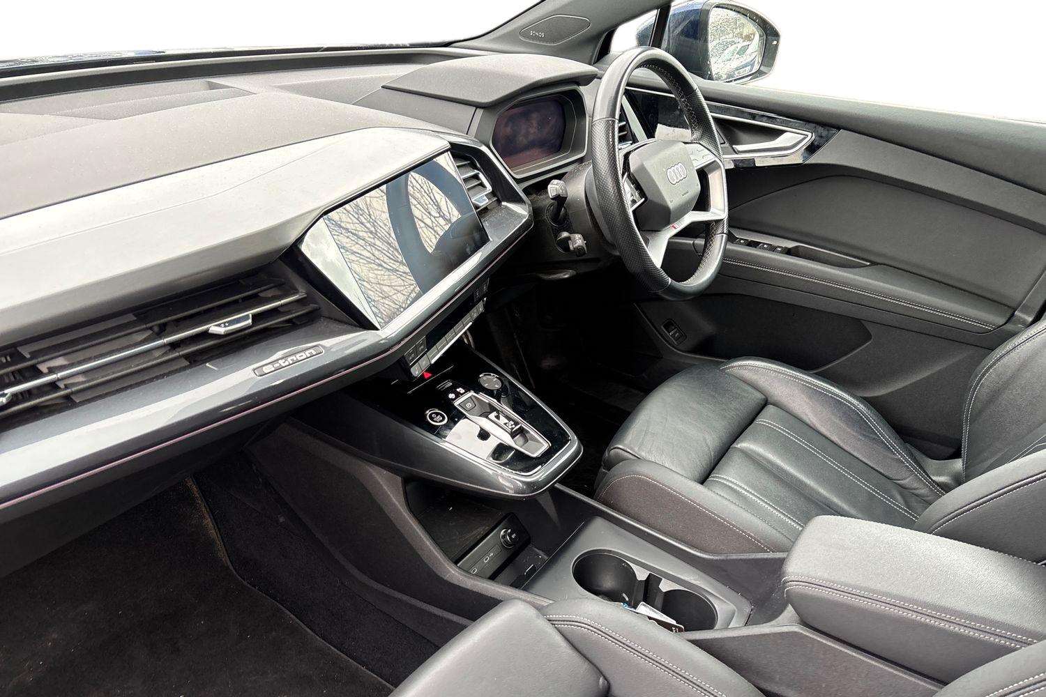 Used Audi Q4 e-tron 2024 for sale - 77615527: Photo 2