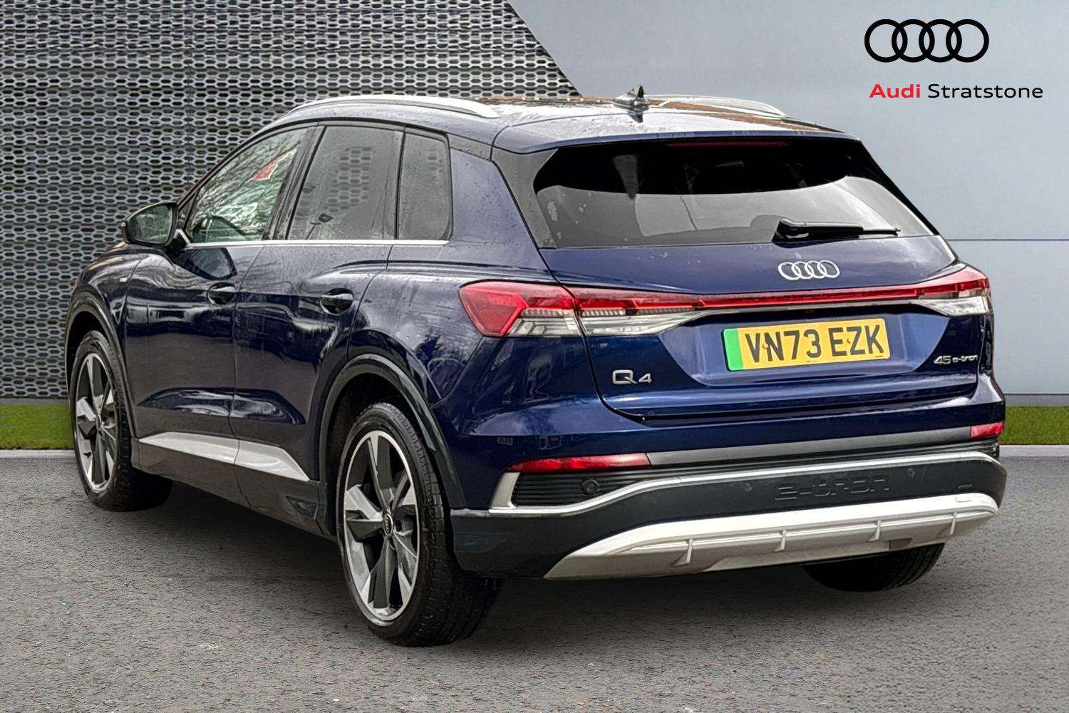 Used Audi Q4 e-tron 2024 for sale - 77615527: Photo 3