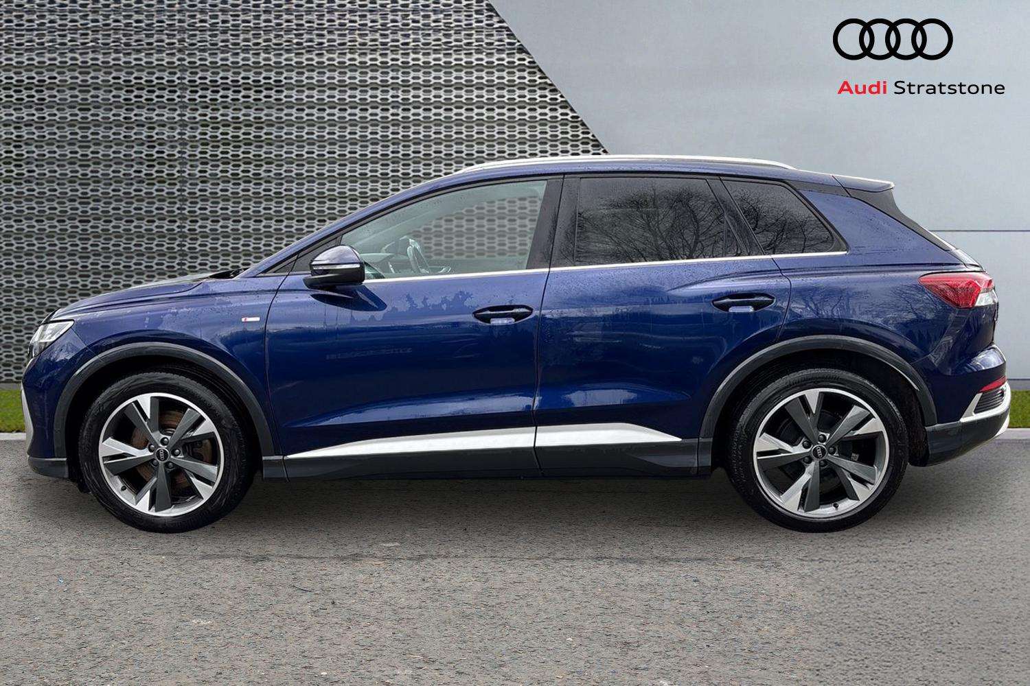 Used Audi Q4 e-tron 2024 for sale - 77615527: Photo 8