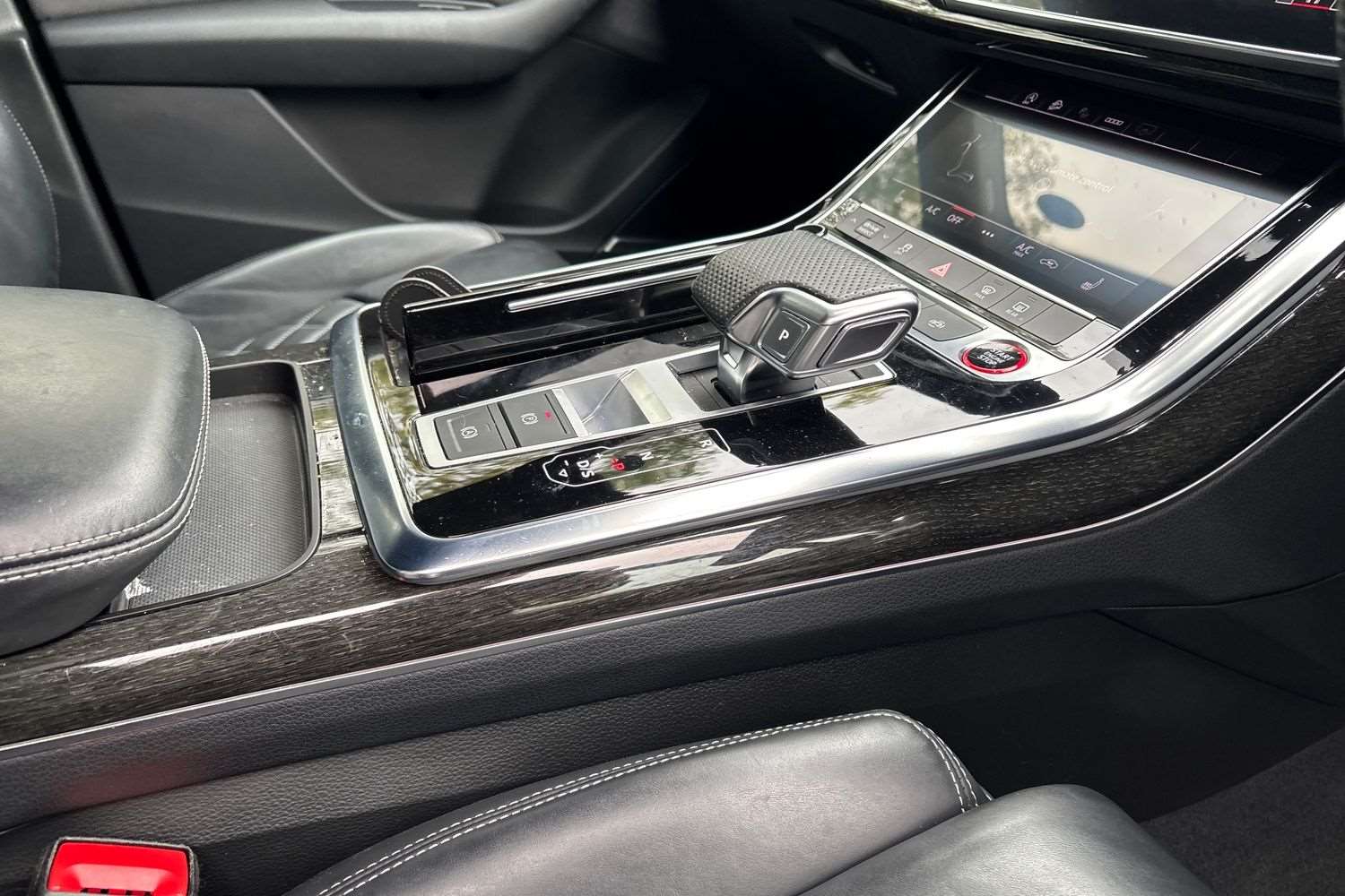 Used Audi Q7 2023 for sale - 76272177: Photo 16