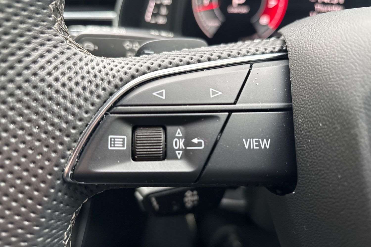 Used Audi Q7 2023 for sale - 76272177: Photo 17