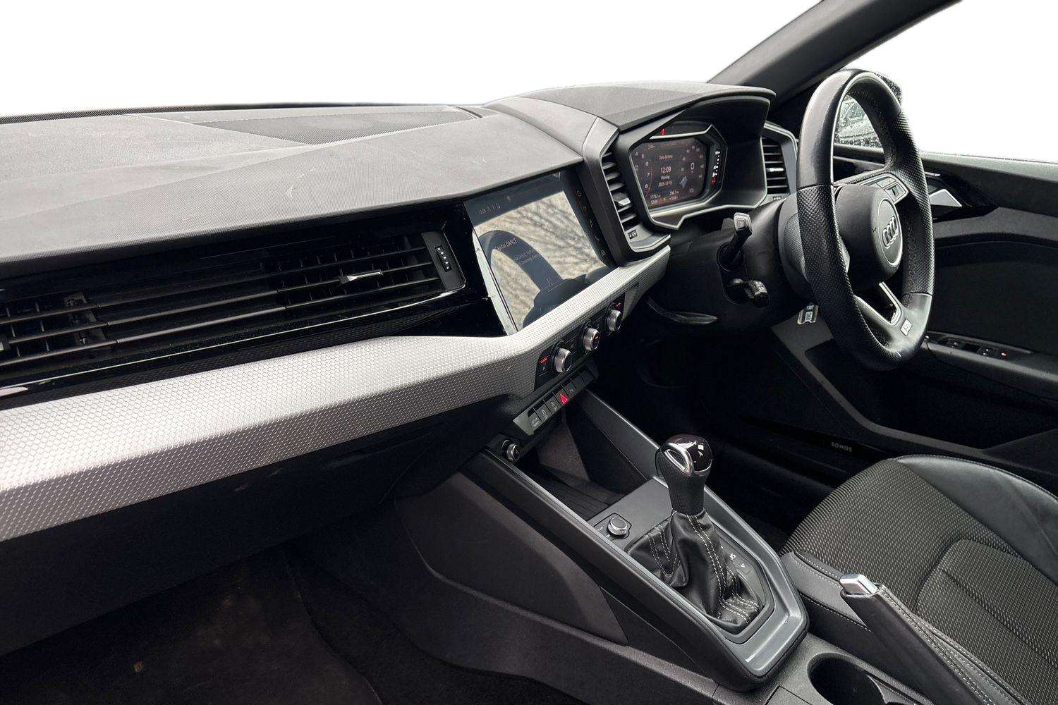 Used Audi A1 2024 for sale - 77011063: Photo 2