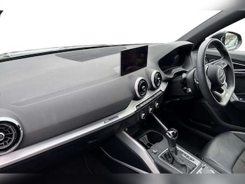 Used Audi Q2 2024 for sale - 78037562: Photo