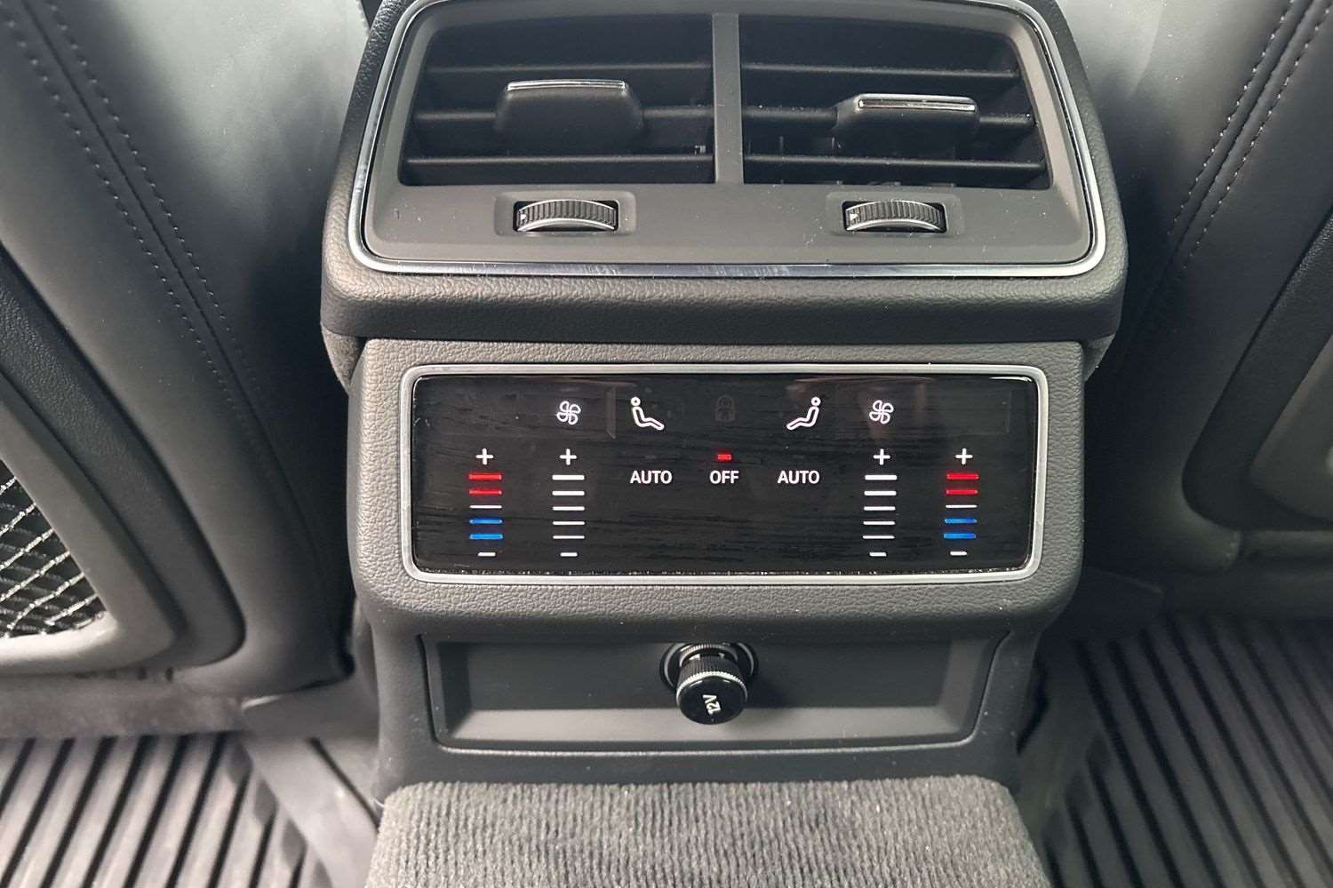 Used Audi RS6 2022 for sale - 76692040: Photo 24