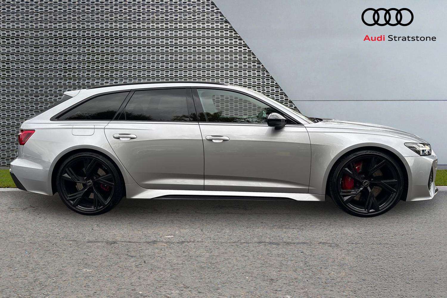 Used Audi RS6 2022 for sale - 76692040: Photo 4
