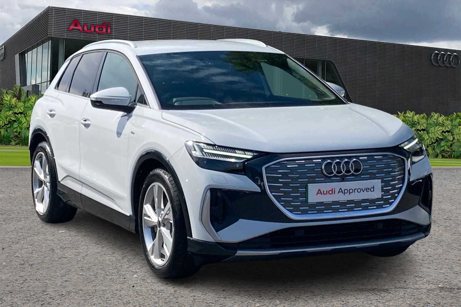Used Audi Q4 e-tron 2025 for sale - 76063394: Photo 1