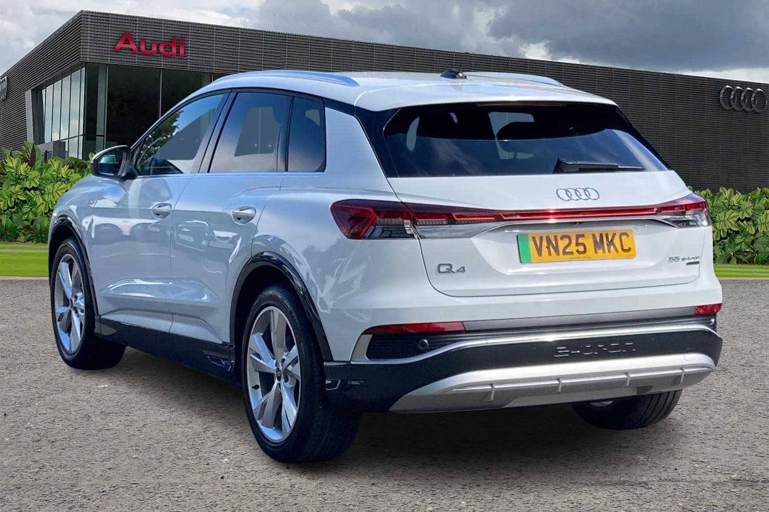 Used Audi Q4 e-tron 2025 for sale - 76063394: Photo 3