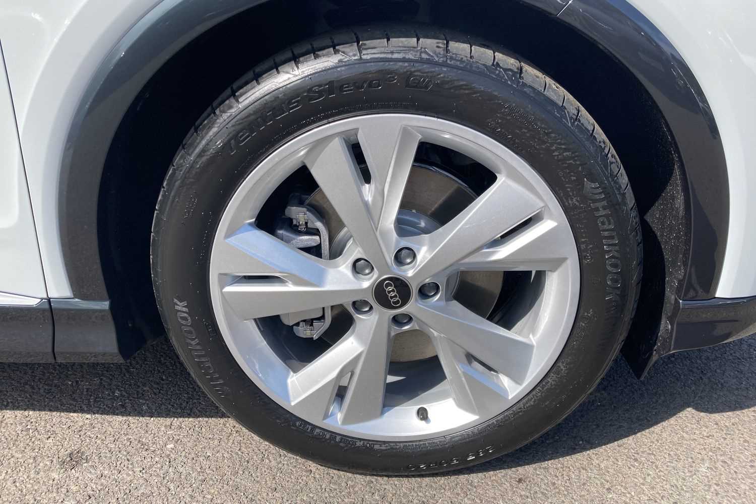 Used Audi Q4 e-tron 2025 for sale - 76063394: Photo 5
