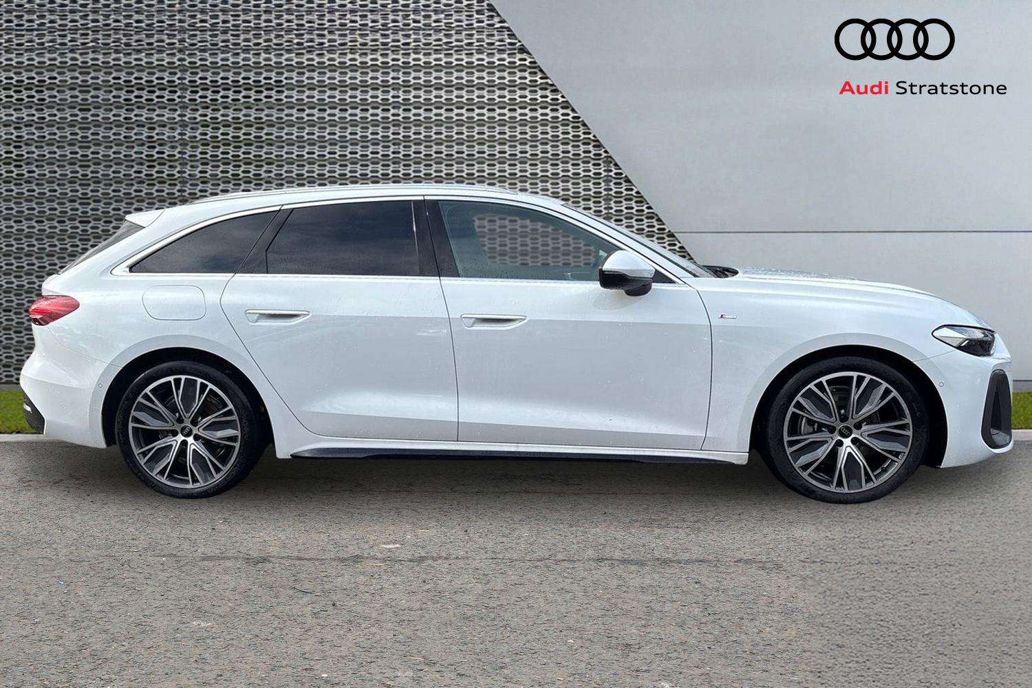 Used Audi A5 2025 for sale - 76435724: Photo 4