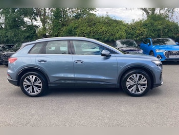 Used Audi Q4 e-tron 2024 for sale - 74716187: Photo