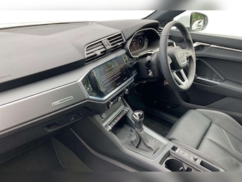 Used Audi Q3 2025 for sale - 75733315: Photo
