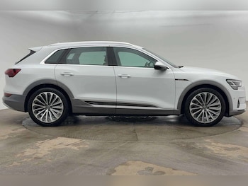 Used Audi e-tron 2020 for sale - 77257268: Photo