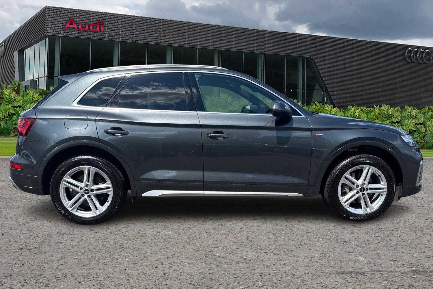 Used Audi Q5 2023 for sale - 77270176: Photo 4