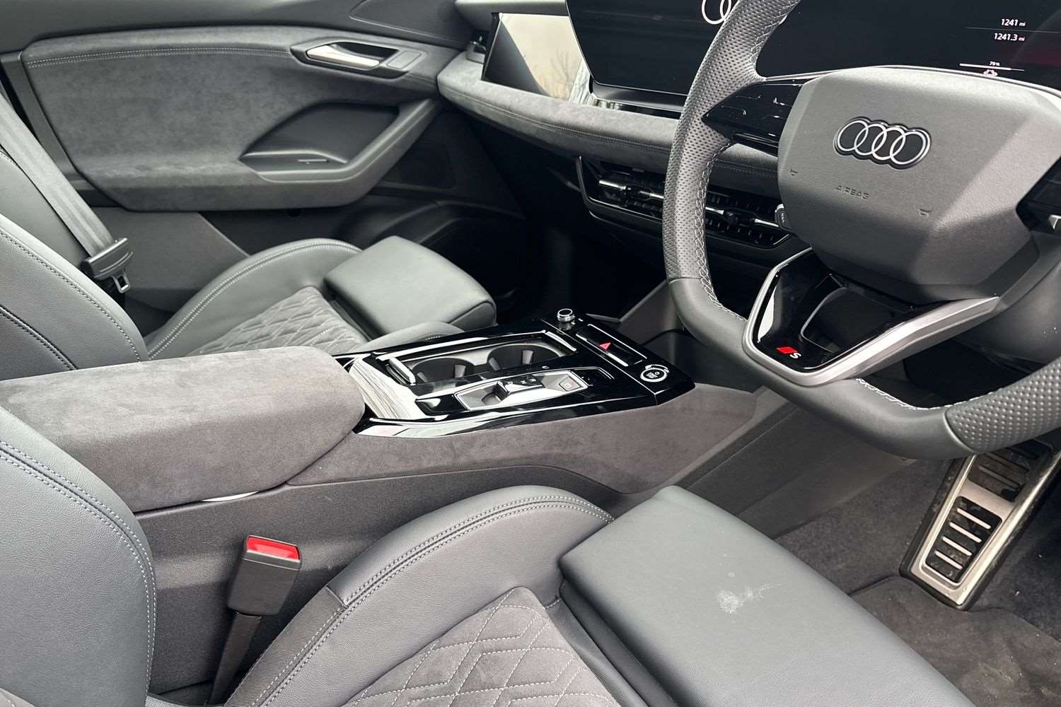 Used Audi Q6 e-tron 2025 for sale - 77083005: Photo 16