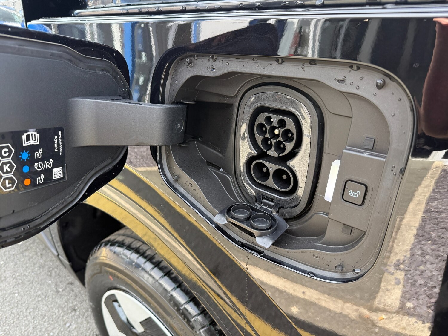 Used Ford Transit Courier for sale - 76622956: Photo 14