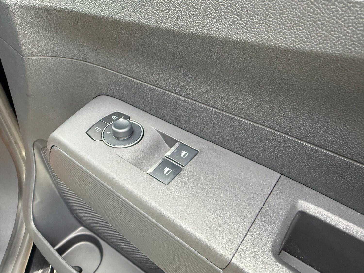 Used Ford Transit Courier for sale - 76622956: Photo 28