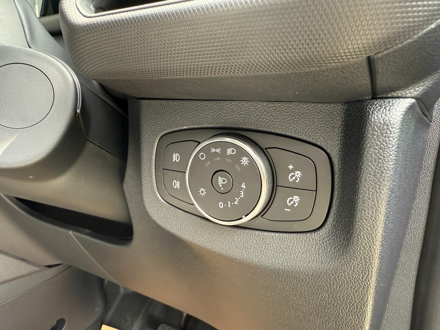 Used Ford Transit Courier for sale - 76622956: Photo 29