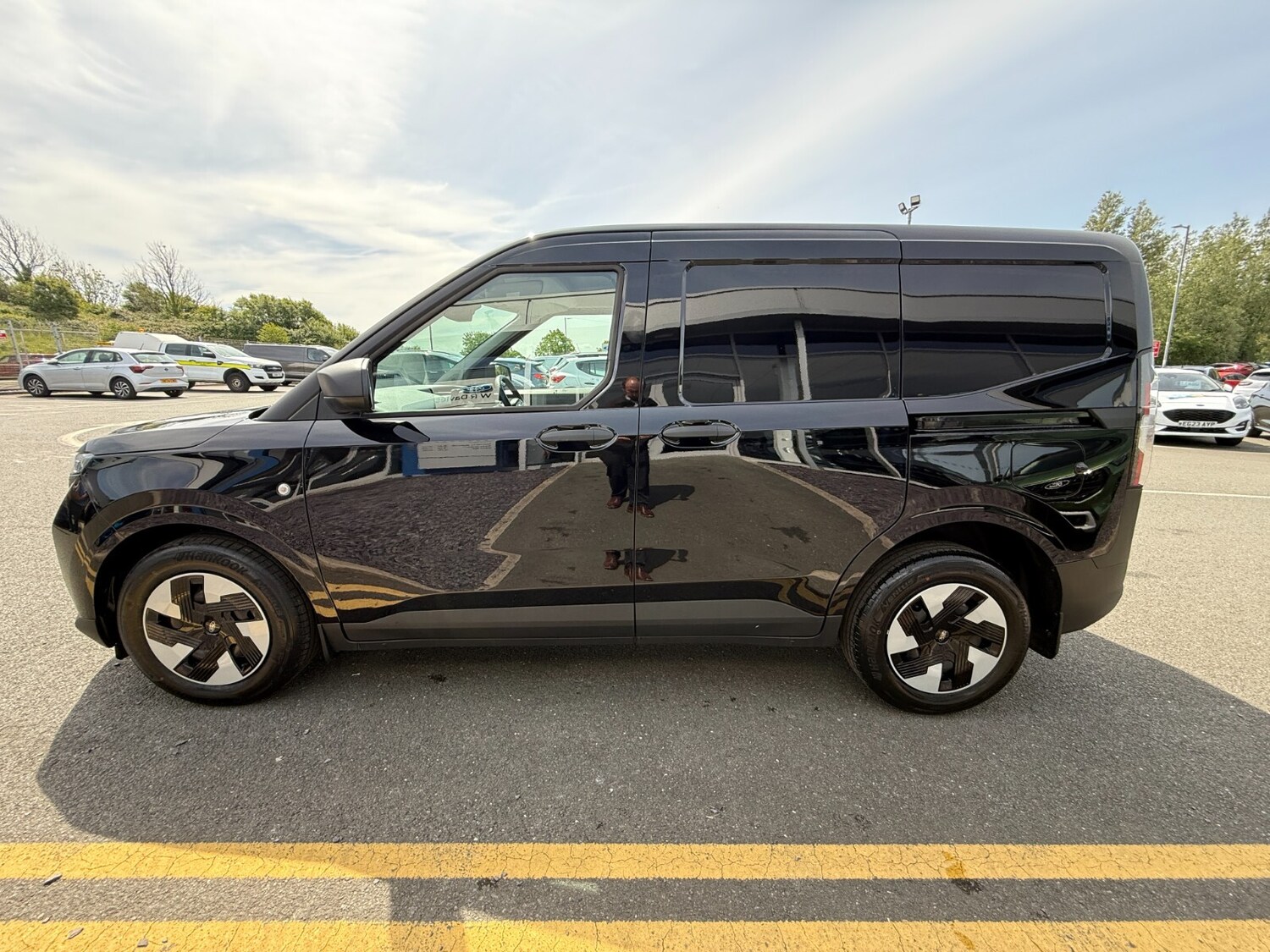 Used Ford Transit Courier for sale - 76622956: Photo 6