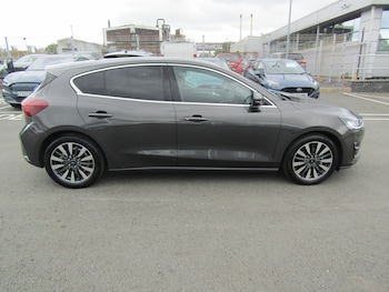 Used Ford Focus 2023 for sale - 76276818: Photo 2