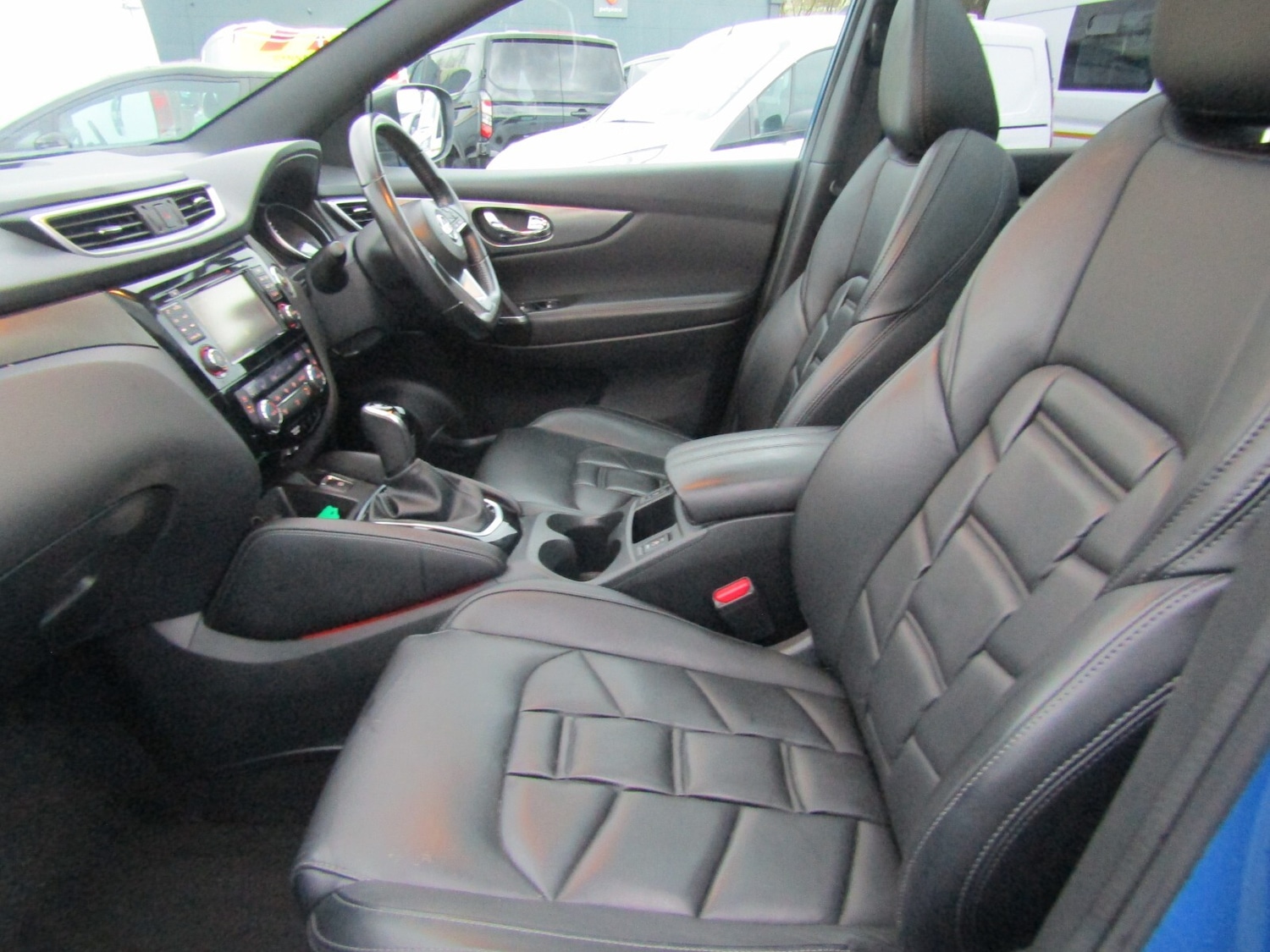 Used Nissan Qashqai 2017 for sale - 76487335: Photo 11