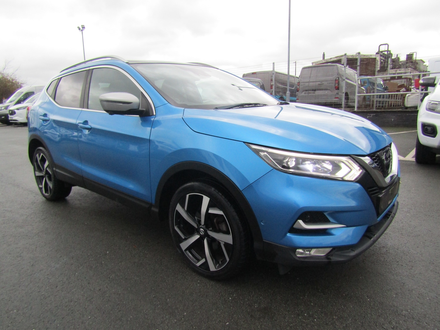 Used Nissan Qashqai 2017 for sale - 76487335: Photo 32