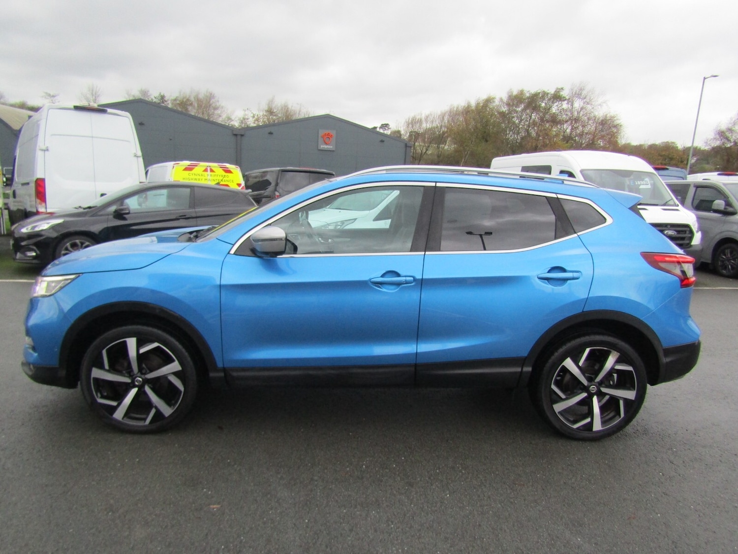 Used Nissan Qashqai 2017 for sale - 76487335: Photo 5