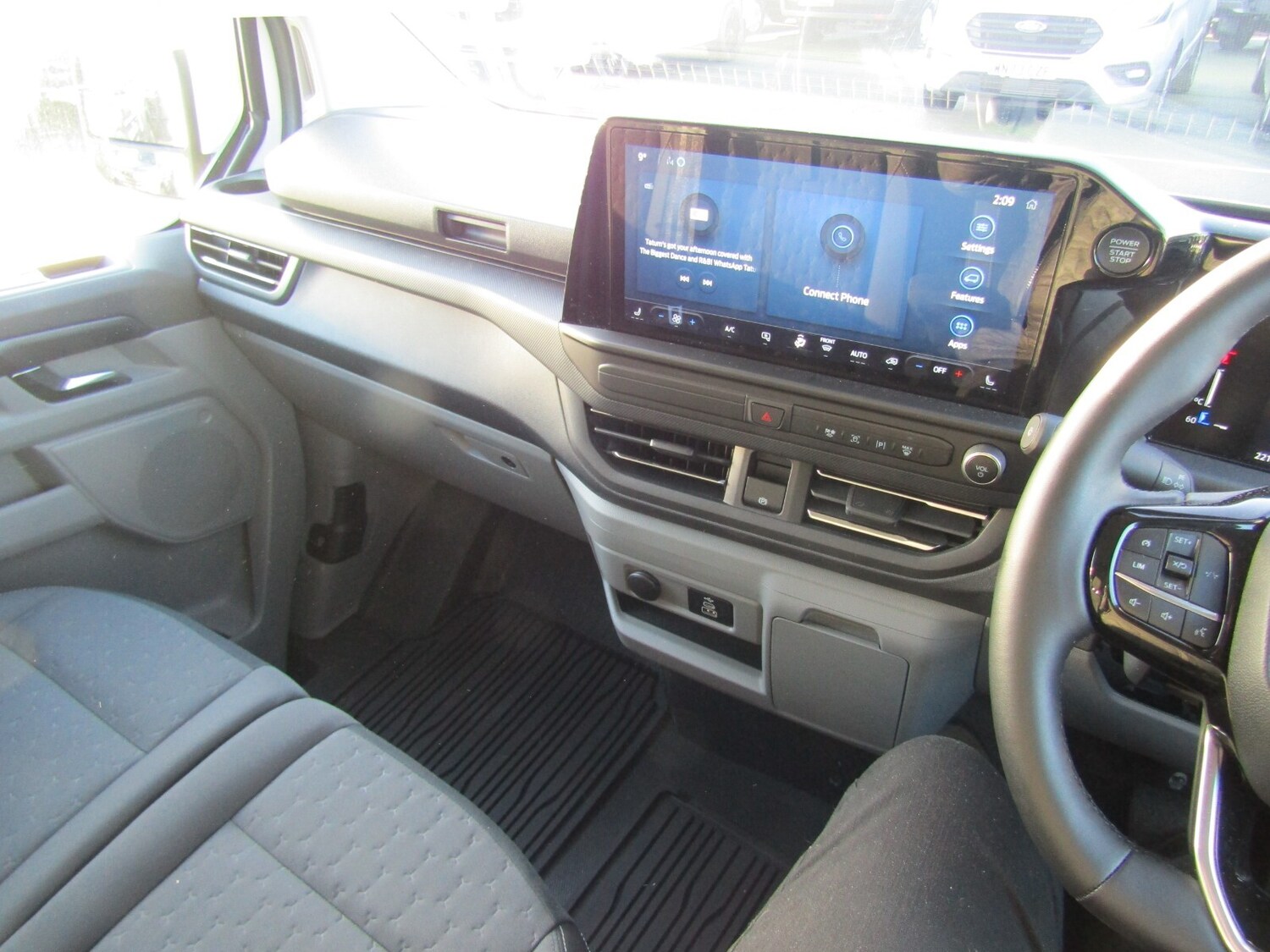 Used Ford Transit Custom 2025 for sale - 76966581: Photo 17