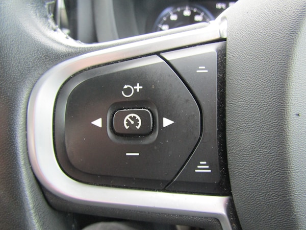 Used Volvo XC60 2020 for sale - 76276718: Photo 32