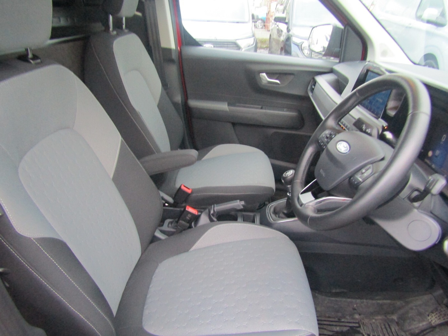 Used Ford Transit Courier 2024 for sale - 76630172: Photo 17