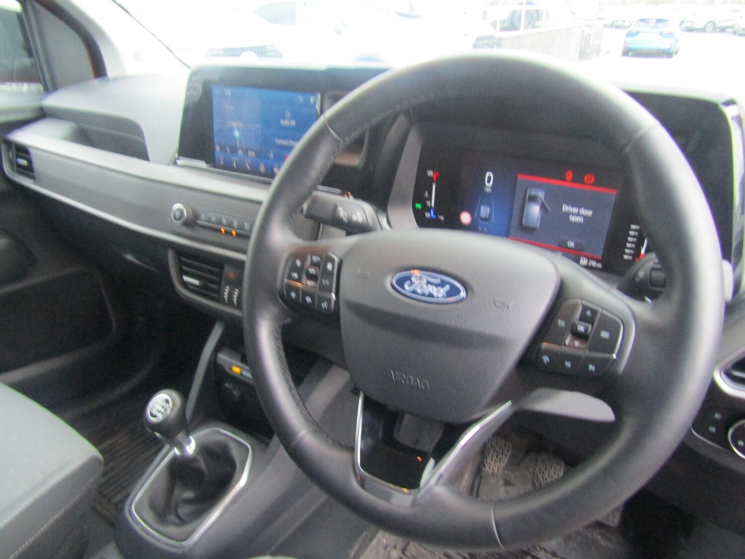 Used Ford Transit Courier 2024 for sale - 76630172: Photo 18