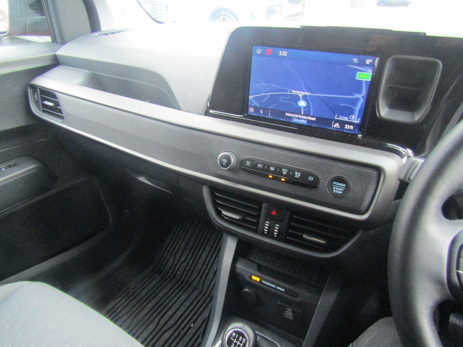 Used Ford Transit Courier 2024 for sale - 76630172: Photo 25