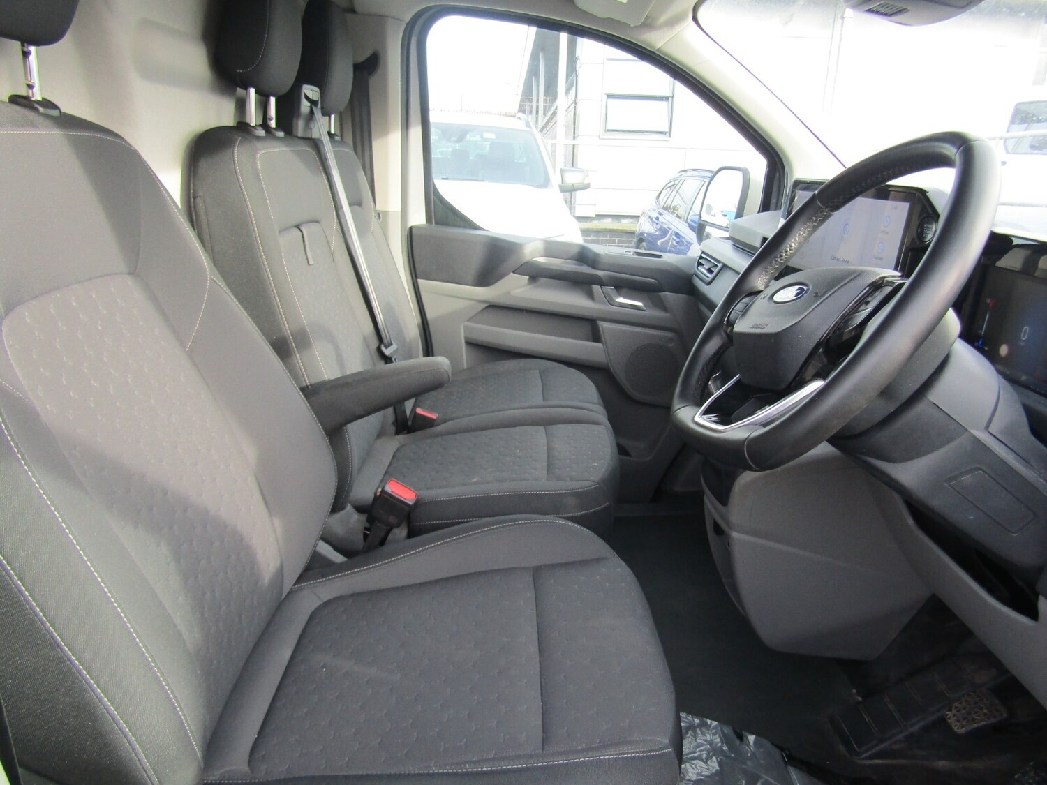 Used Ford Transit Custom 2024 for sale - 77588500: Photo 11