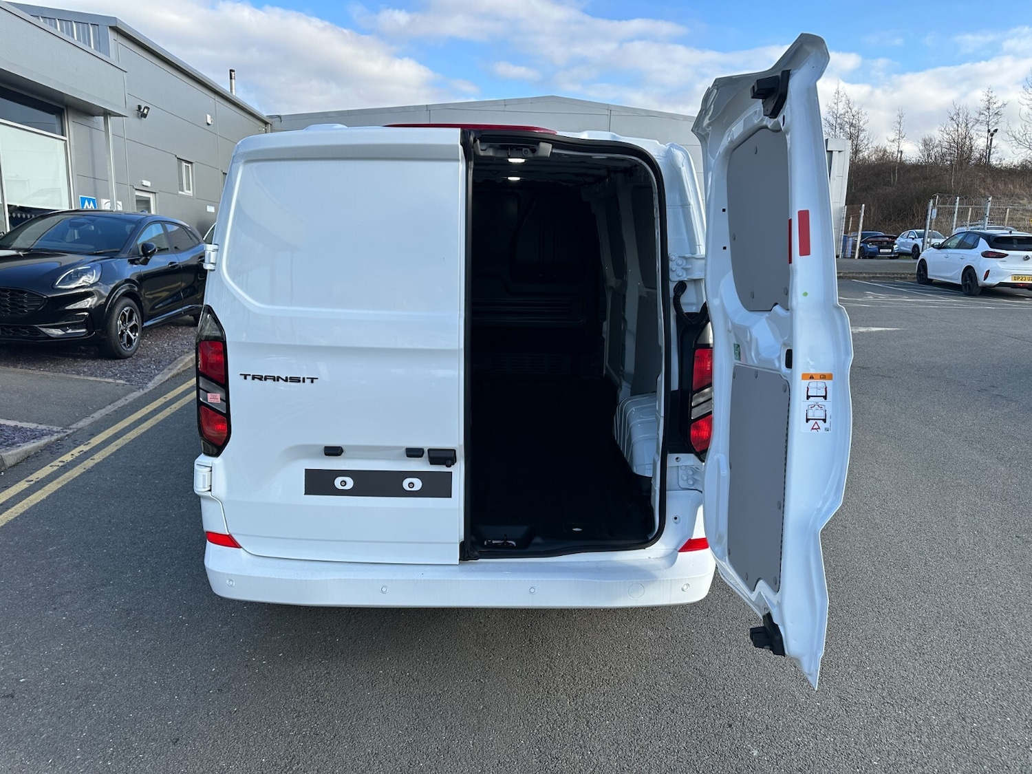 Used Ford Transit Custom for sale - 76622955: Photo 15