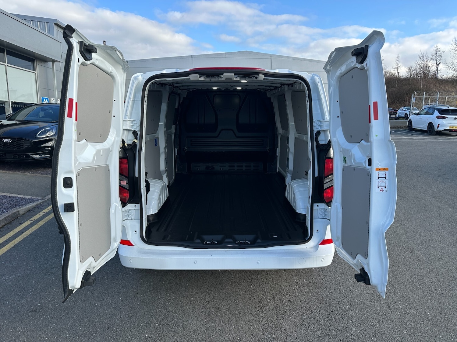 Used Ford Transit Custom for sale - 76622955: Photo 16