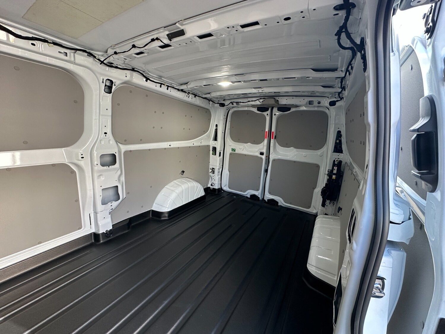 Used Ford Transit Custom for sale - 76622955: Photo 7