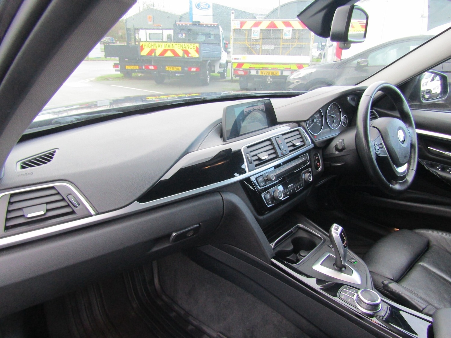 Used BMW 3 Series 2018 for sale - 76921613: Photo 12