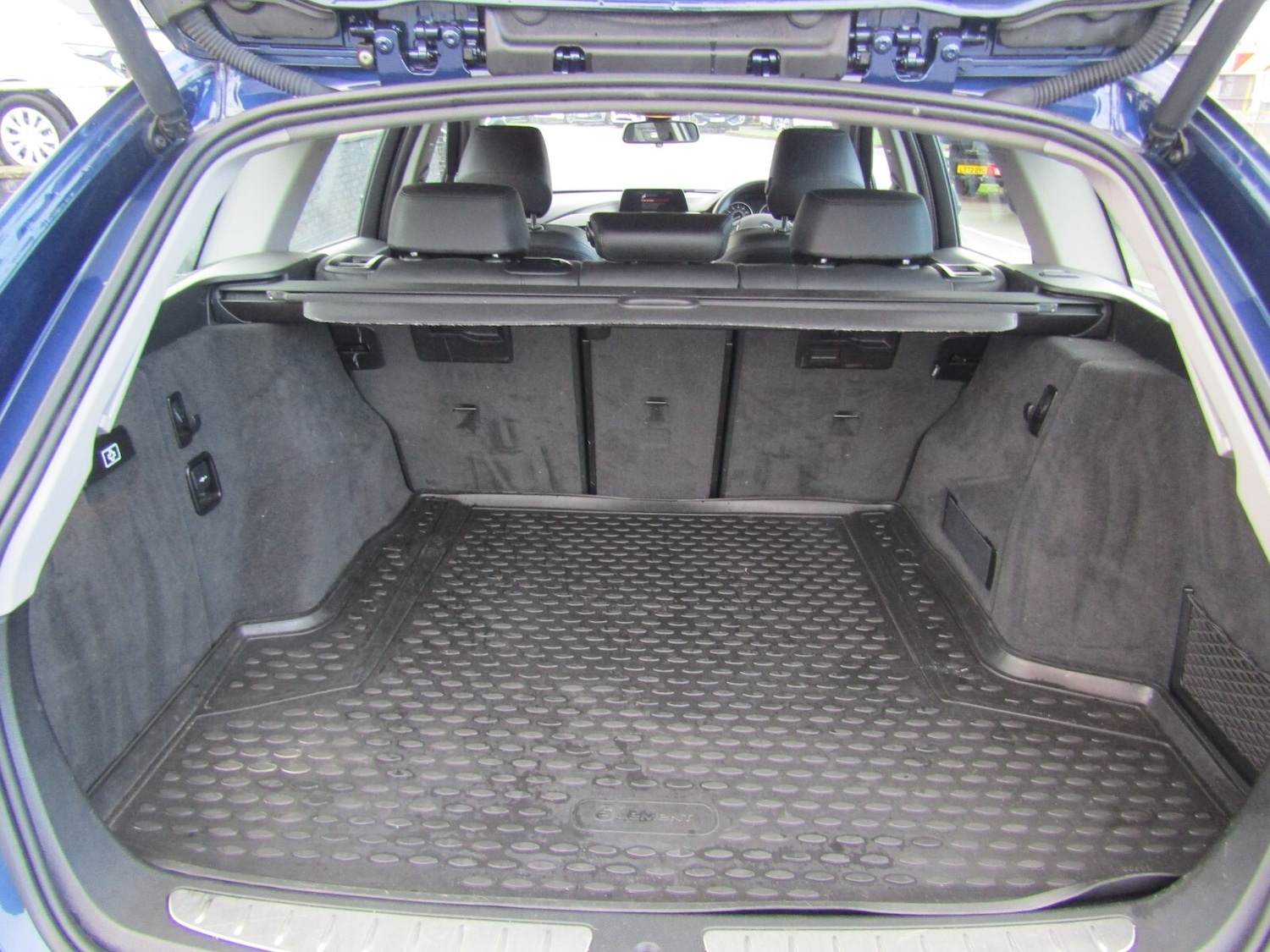 Used BMW 3 Series 2018 for sale - 76921613: Photo 13