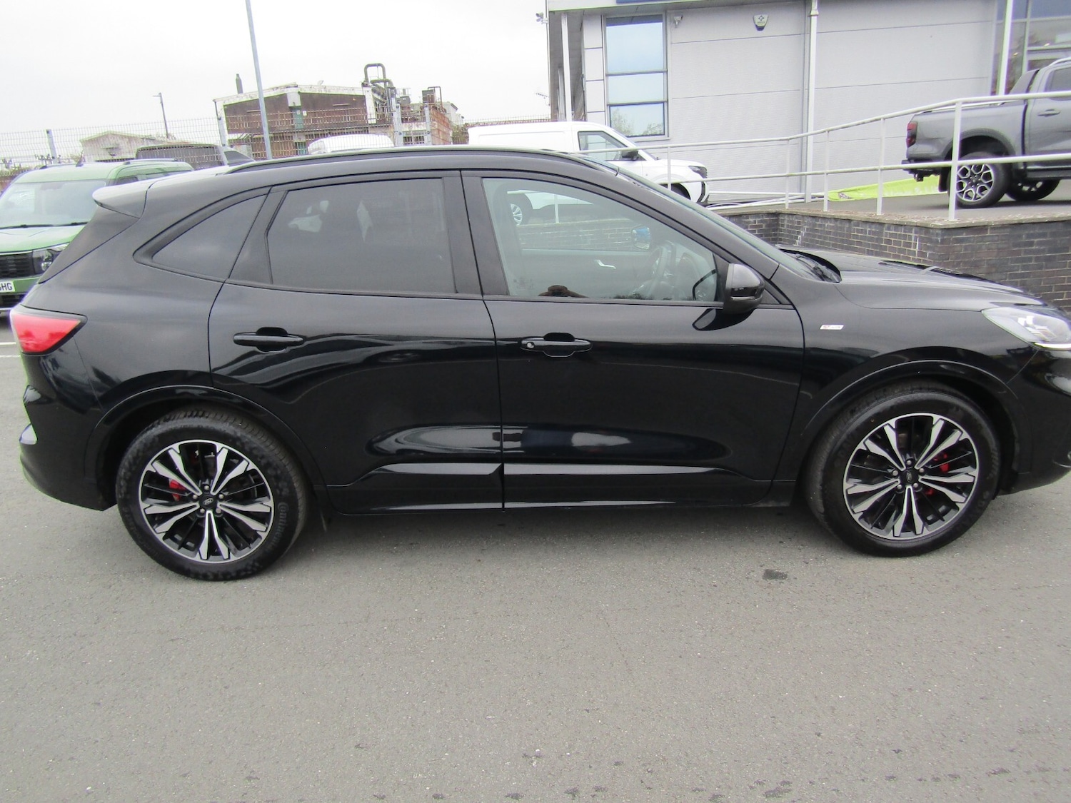 Used Ford Kuga 2022 for sale - 76276287: Photo 2