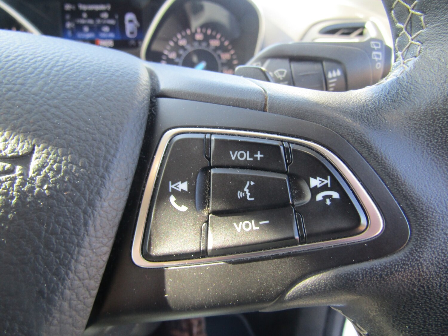 Used Ford Kuga 2018 for sale - 76276567: Photo 38